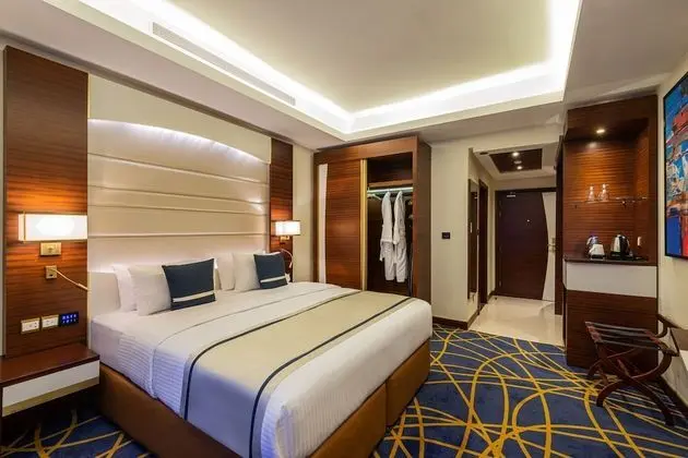 Deluxe Tek Büyük Yataklı Oda