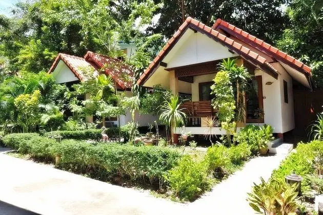 Superior Garden View Bungalow Double Bed