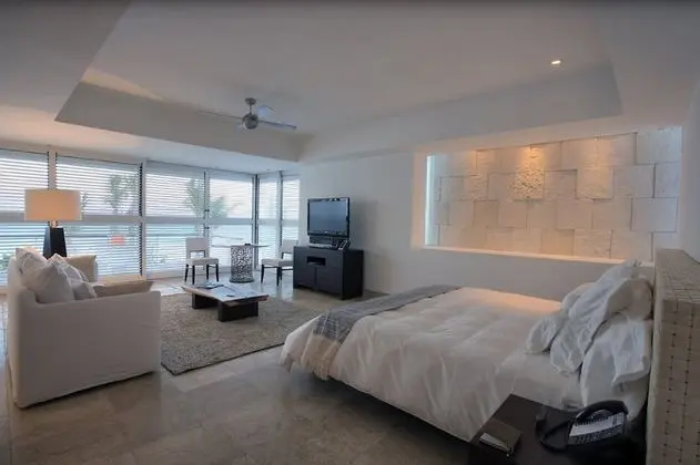 Beach Front Casita