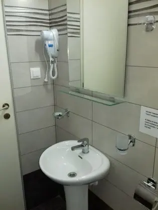Tek Büyük Yataklı Oda, 1 Yatak Odası, Havuz Manzaralı