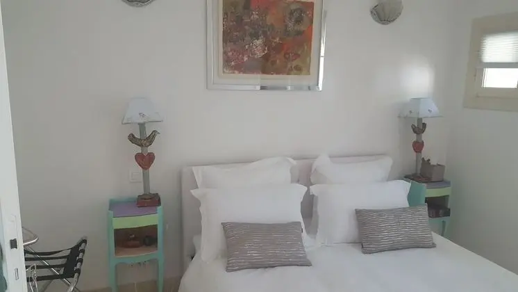 Exclusive Tek Büyük Yataklı Oda