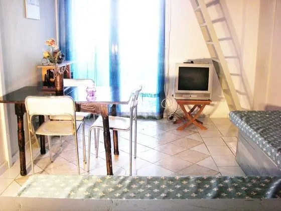 Apart Daire, Deniz Manzaralı (Sea Dream)