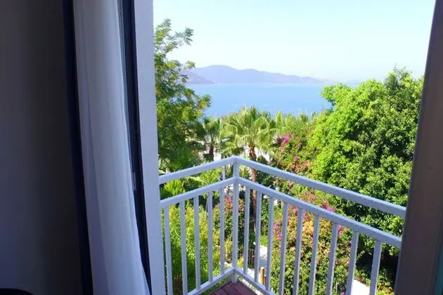 Deniz Manzaralı Aile Odası