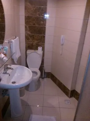 Yandan Deniz Manzaralı Tek Kişilik Oda