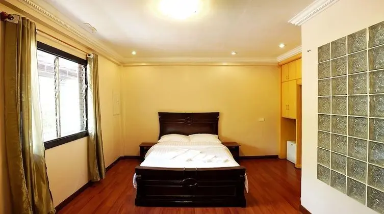 Kır Evi, 1 Çift Kişilik Yatak, Havuz Kenarı