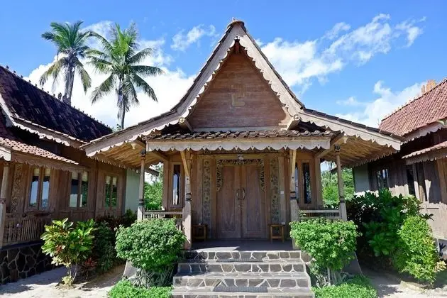 Deluxe Beachfront View
