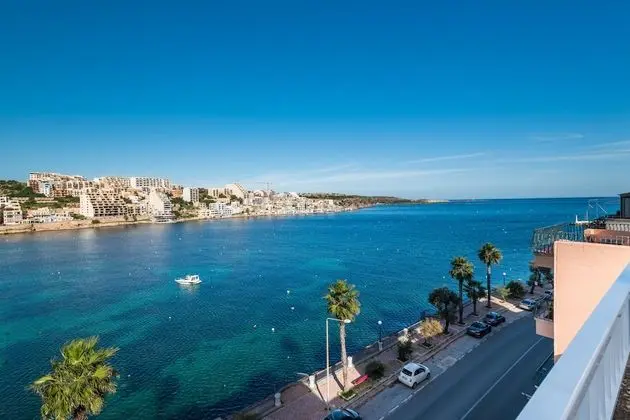 Panoramic Apart Daire, Deniz Manzaralı