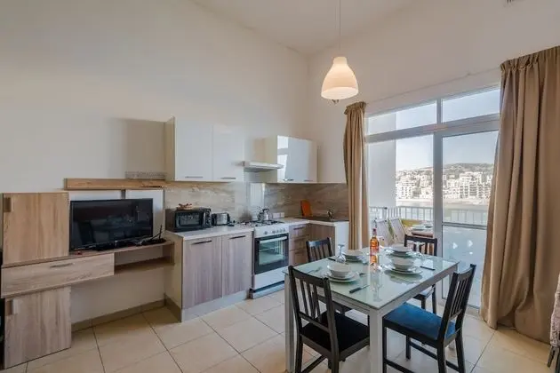 Panoramic Apart Daire, Deniz Manzaralı