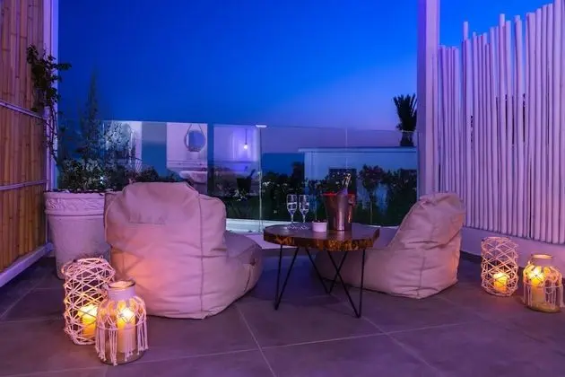 Deluxe Oda, Kısmi Deniz Manzaralı
