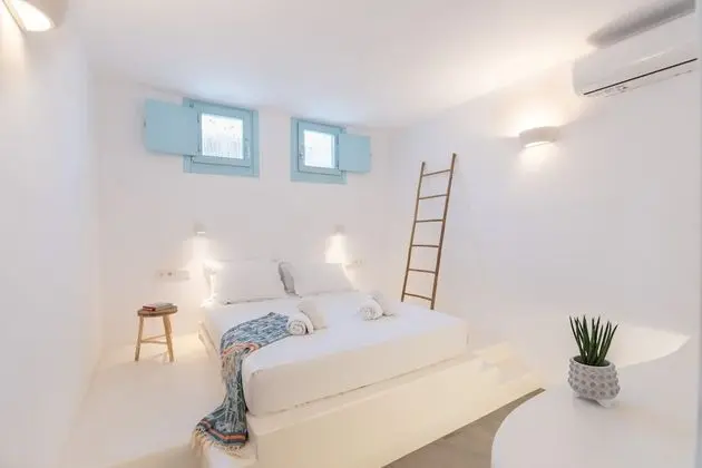 Luxury Villa, 3 Yatak Odası, Plaj Manzaralı, Denize Bakan (Nota)