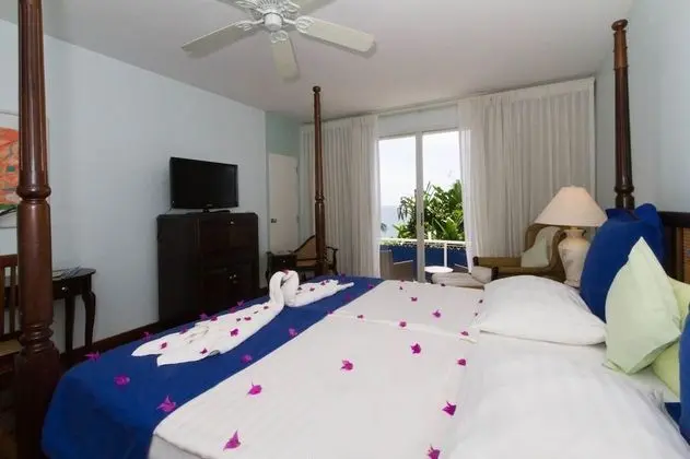 Deluxe Oda, Balkon, Okyanus Manzaralı