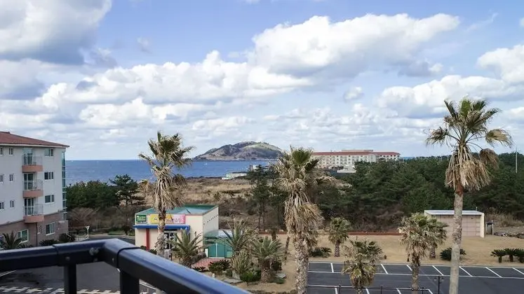 İki Ayrı Yataklı Oda, Dağ Manzaralı