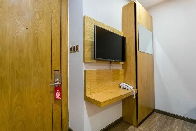 Standard Tek Büyük Yataklı Oda (NO Window)