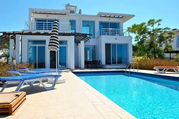 Villa, 3 Yatak Odası, Kişiye Özel Havuzlu