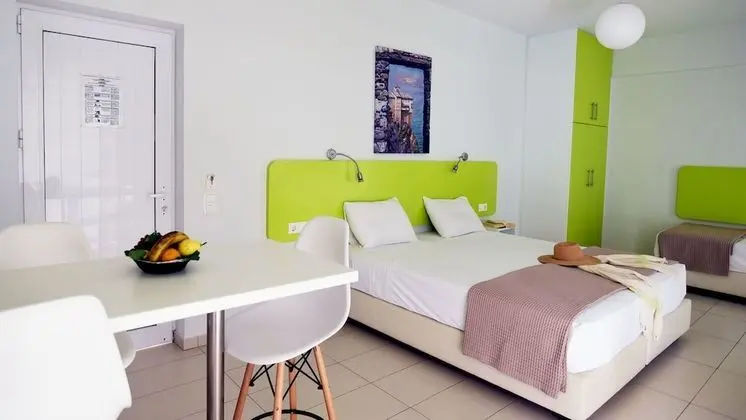Stüdyo (3 Adults)