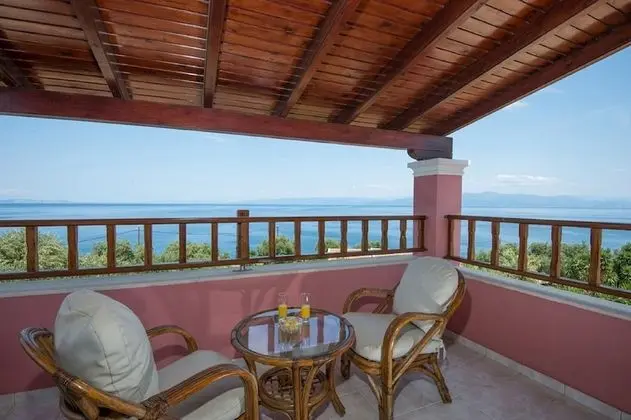 Family Villa, 2 Yatak Odası, Kişiye Özel Havuzlu, Deniz Manzaralı