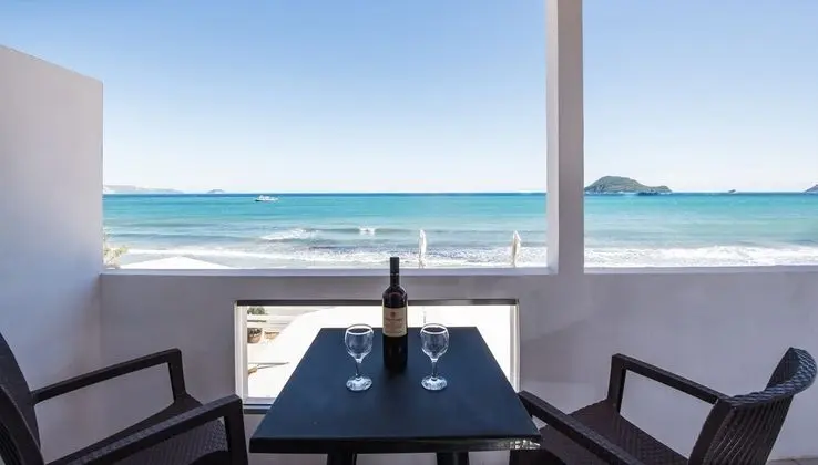 Stüdyo, Deniz Manzaralı