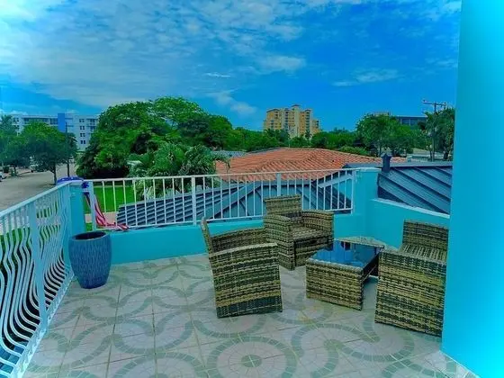 Deluxe Dört Kişilik Oda, Bahçe Manzaralı
