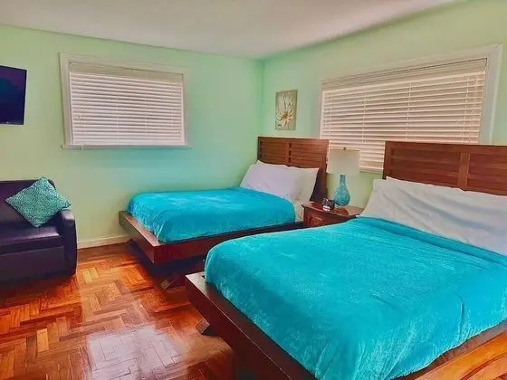Deluxe Dört Kişilik Oda, Bahçe Manzaralı