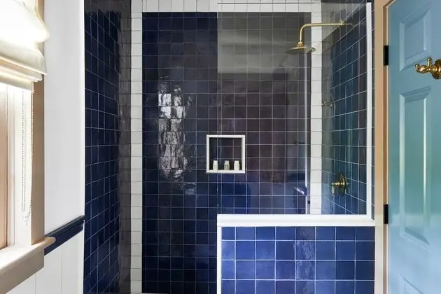 Deluxe Suite ADA