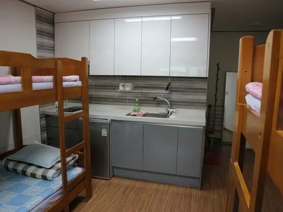 Ortak Ranzalı Oda, Sadece kadınlar için (6 people)