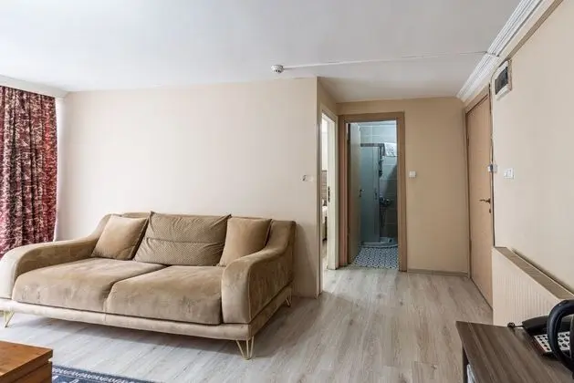 Geniş Oda