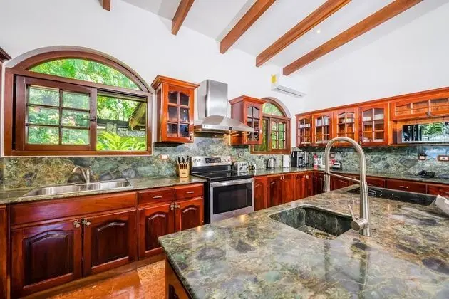Exclusive Villa, Sigara İçilmez