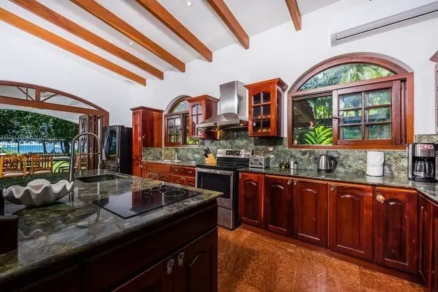 Exclusive Villa, Sigara İçilmez