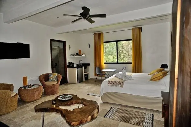 Deluxe Tek Büyük Yataklı Oda, Birden Çok Yatak, Küçük Mutfak, Tepe Manzaralı