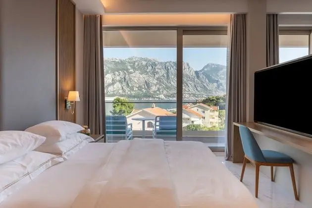 Premium Oda, 1 En Büyük (King) Boy Yatak, Deniz Manzaralı