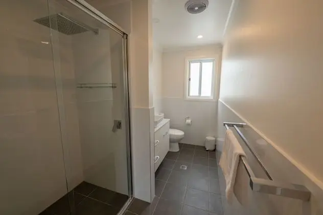 Kulübe, 3 Yatak Odası, Denize Sıfır