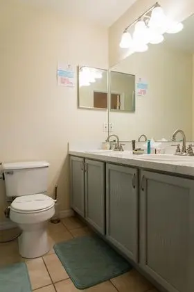 Ev (Private Pool house with game room, ne)
