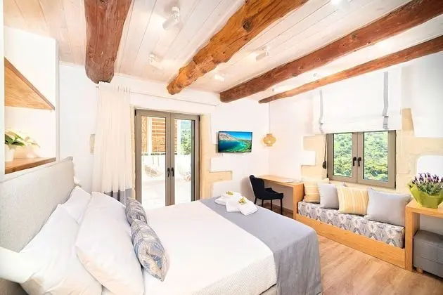 Villa, 3 Yatak Odası, Kişiye Özel Havuzlu, Göl Manzaralı