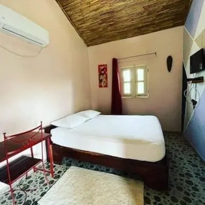 Comfort Tek Büyük Yataklı Oda