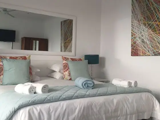 Standard Tek Büyük veya İki Ayrı Yataklı Oda