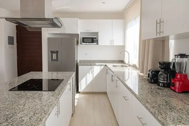 Superior Çatı Katı Süiti (Penthouse), 2 Yatak Odası, Havuz Manzaralı