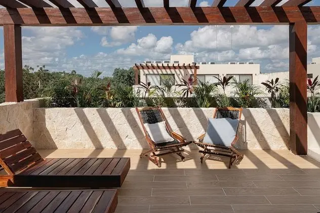 Superior Çatı Katı Süiti (Penthouse), 2 Yatak Odası, Havuz Manzaralı