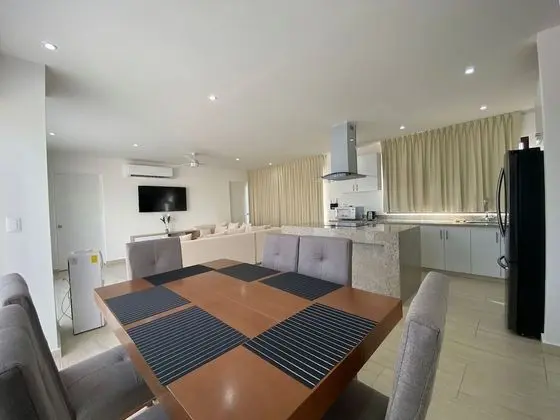 Superior Çatı Katı Süiti (Penthouse), 2 Yatak Odası, Havuz Manzaralı
