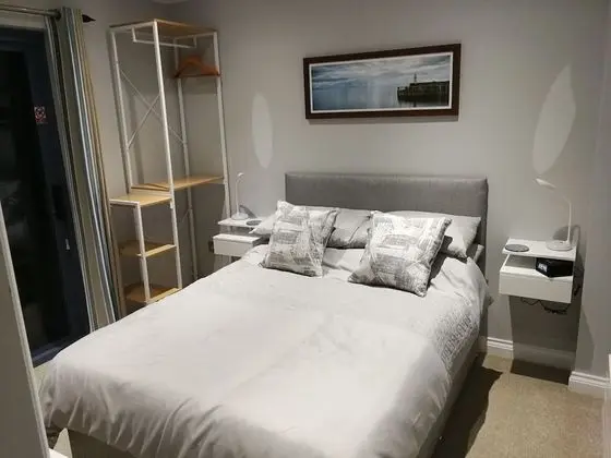 Economy Tek Büyük Yataklı Oda, 1 Yatak Odası, Özel Banyo, Nehir Manzaralı