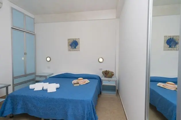 Economy Tek Büyük Yataklı Oda, 1 Çift Kişilik Yatak, Bahçe Manzaralı (Tipo D8-2)