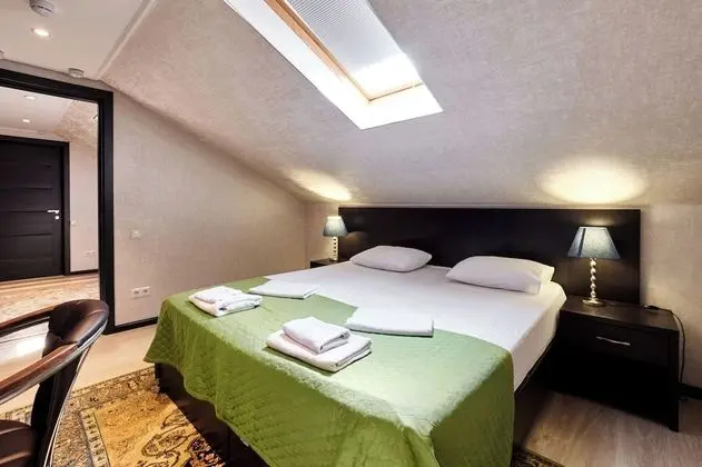 Family Çatı Katı Süiti (Penthouse), 1 En Büyük (King) Boy Yatak ve Çekyat, Sigara İçilmez