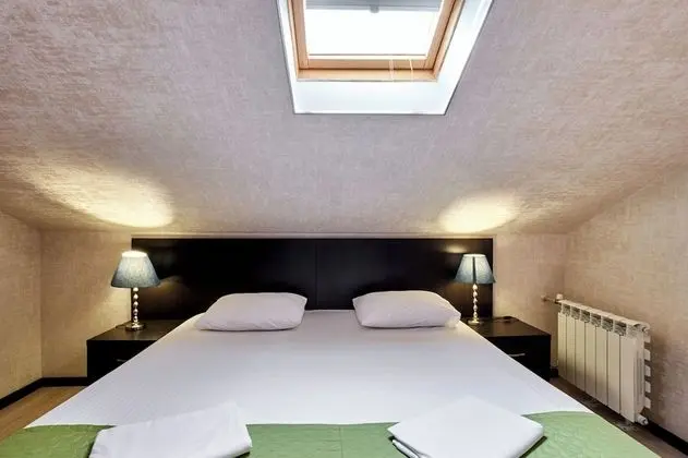 Family Çatı Katı Süiti (Penthouse), 1 En Büyük (King) Boy Yatak ve Çekyat, Sigara İçilmez