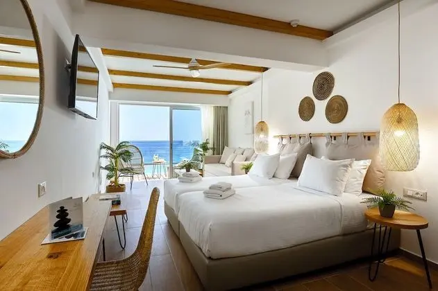 Superior Double Room, Individual Pool, Sea View