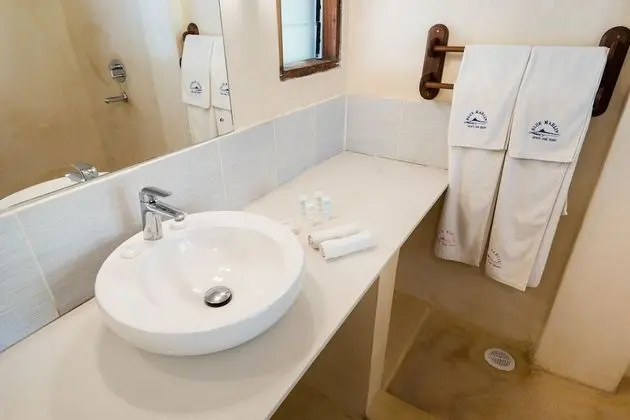 Standard Süit, 2 Yatak Odası, Kısmi Deniz Manzarası