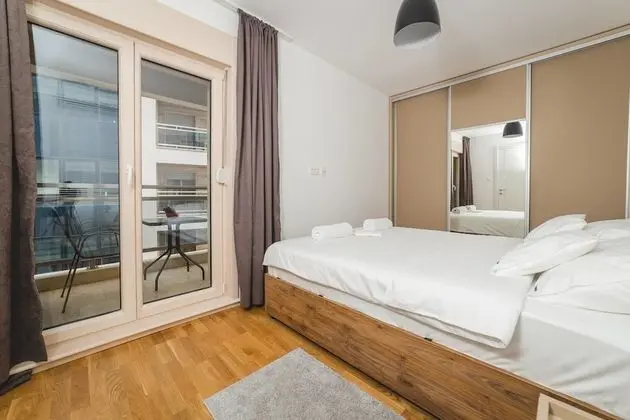 Basic Apart Daire, Birden Çok Yatak, Deniz Manzaralı