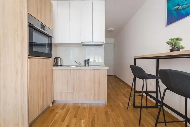 Basic Apart Daire, Birden Çok Yatak, Deniz Manzaralı