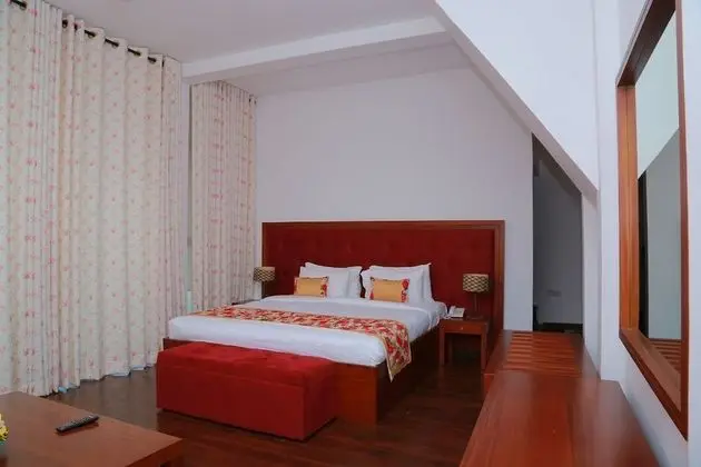 Deluxe Süit, 1 En Büyük (King) Boy Yatak, Balkon, Dağ Manzaralı