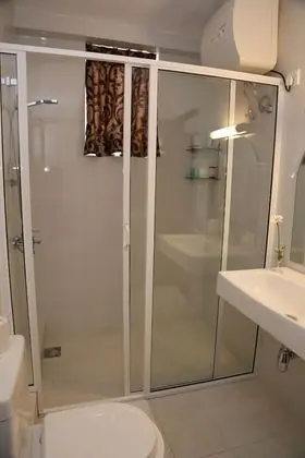 Deluxe Tek Büyük Yataklı Oda, 1 Çift Kişilik Yatak, Özel Banyo, Dağ Manzaralı