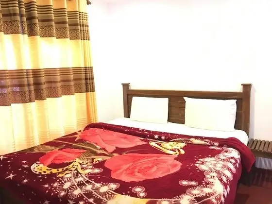 Tek Büyük Yataklı Oda, Dağ Manzaralı