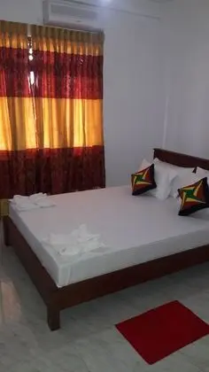 Deluxe Tek Büyük Yataklı Oda, 1 Büyük (Queen) Boy Yatak, Sigara İçilebilir, Özel Banyo